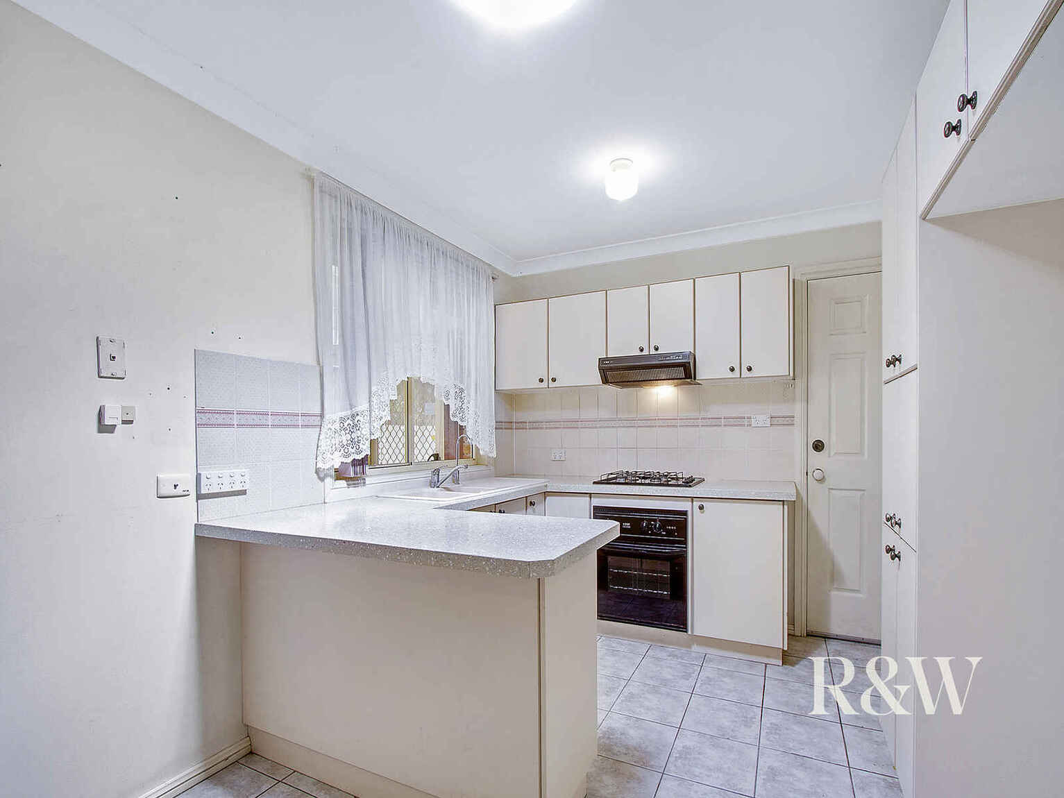 5 Shamrock Court St Clair 5 Shamrock Court St Clair