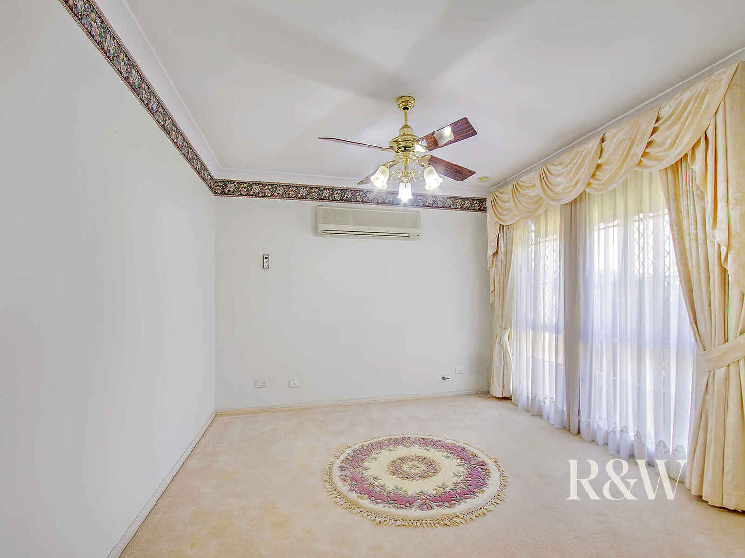 5 Shamrock Court St Clair 5 Shamrock Court St Clair