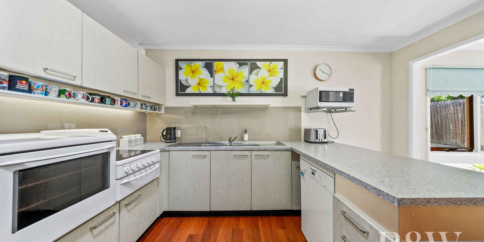 10 DICKENS ROAD Ambarvale