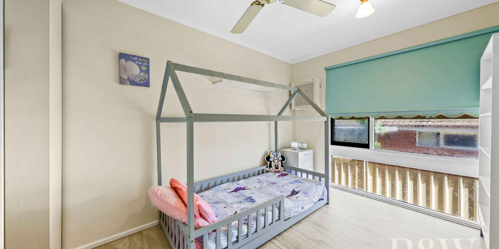 10 DICKENS ROAD Ambarvale