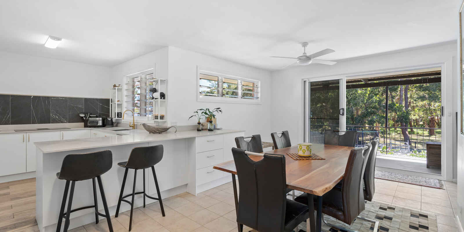 103 Natuna Avenue Budgewoi 103 Natuna Avenue Budgewoi