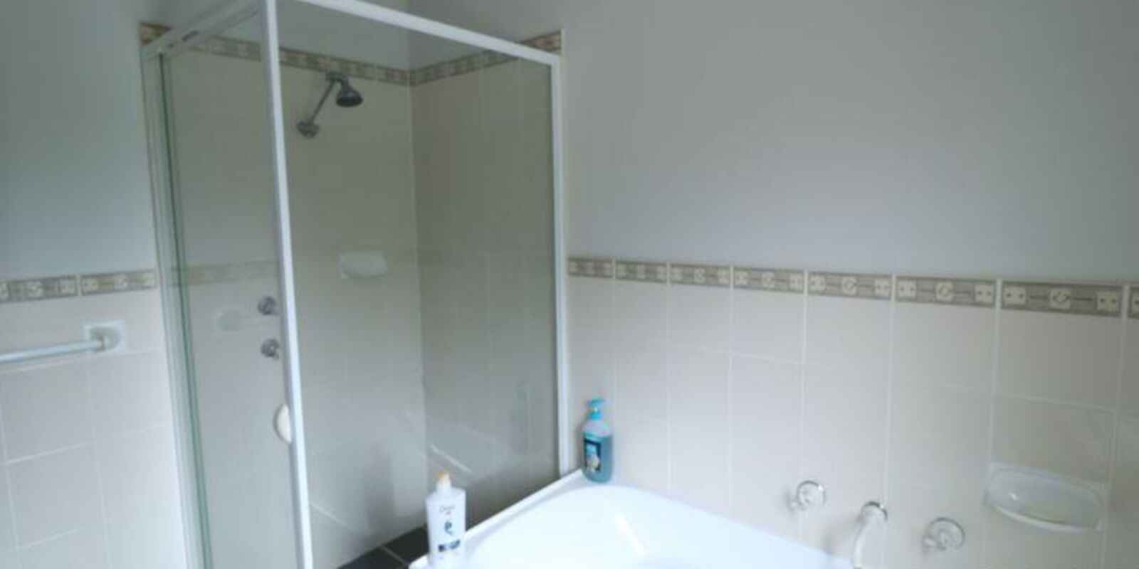 4 Seine Court St Clair