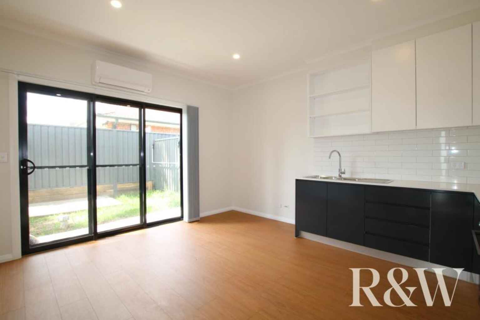 1A Cumberland Place Colyton