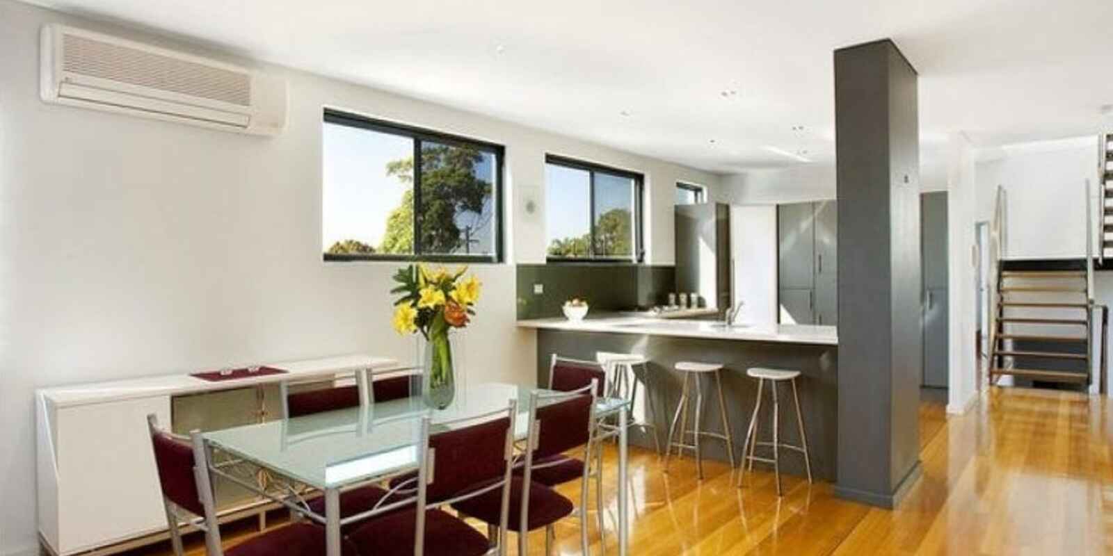 101 Llewellyn Street Rhodes