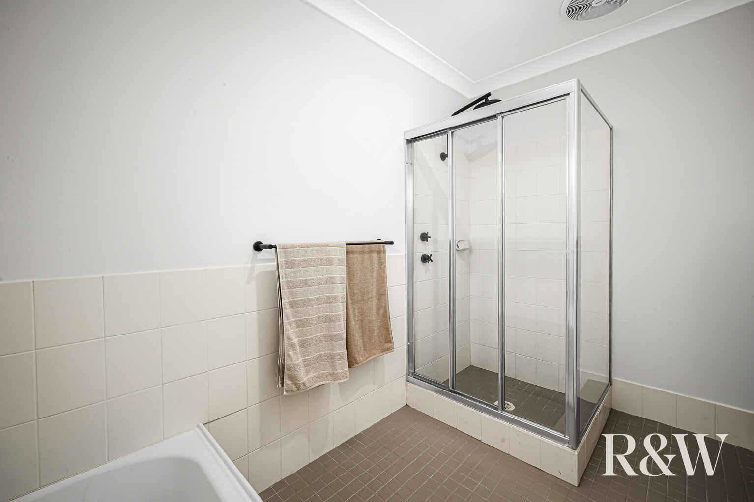 5 Cobbler Crescent Minchinbury