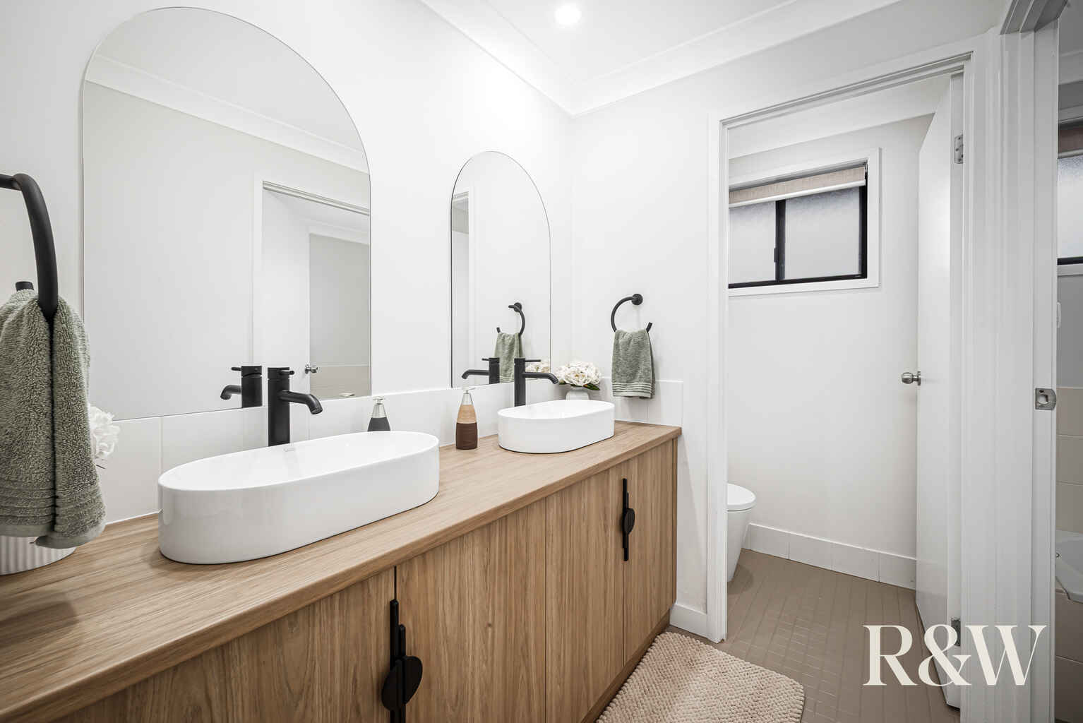 5 Cobbler Crescent Minchinbury