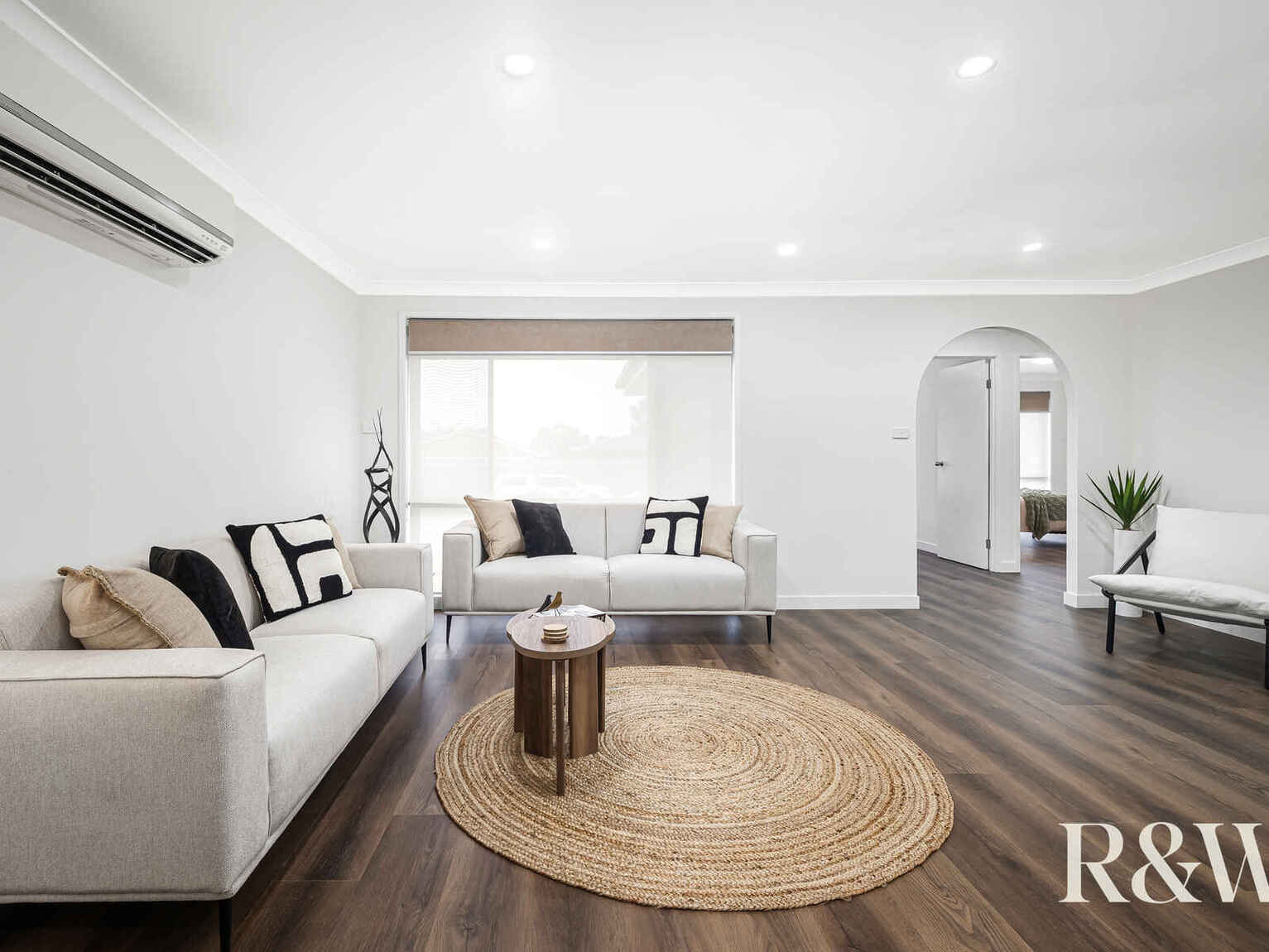 5 Cobbler Crescent Minchinbury