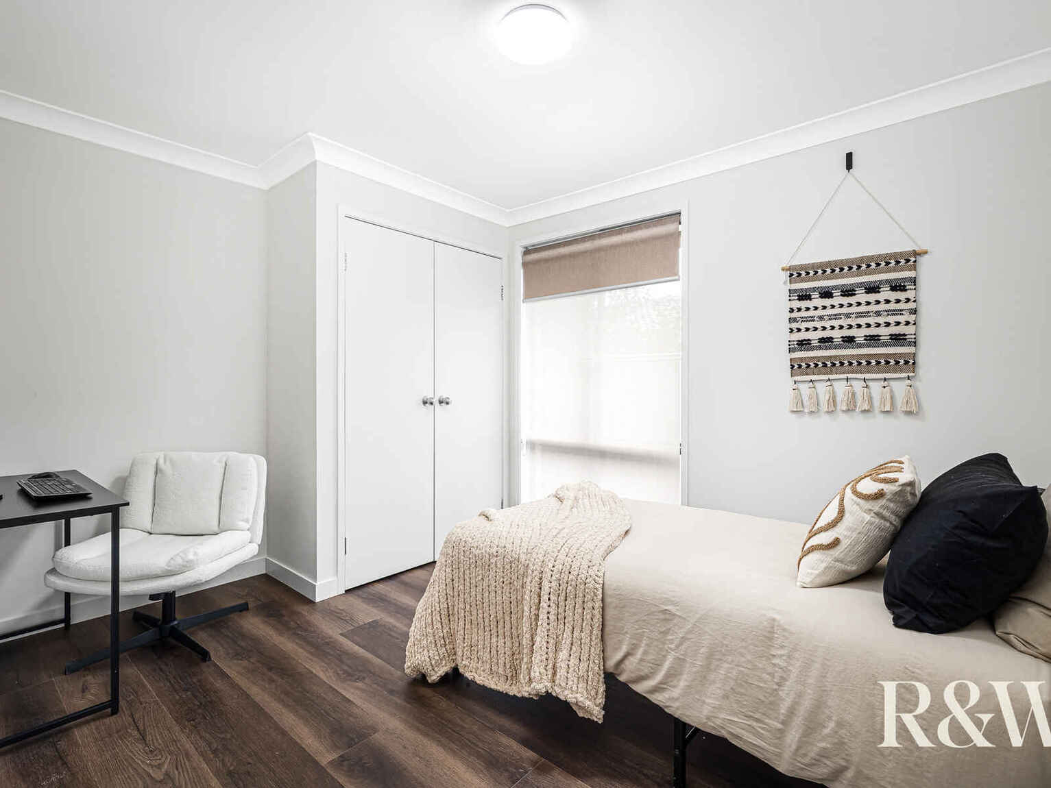 5 Cobbler Crescent Minchinbury