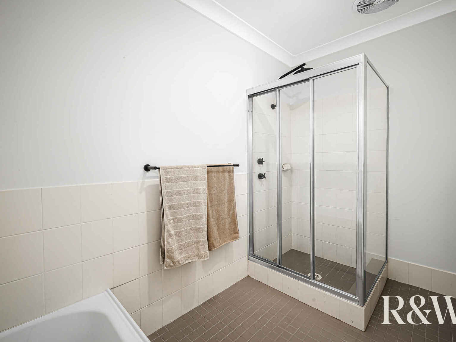 5 Cobbler Crescent Minchinbury