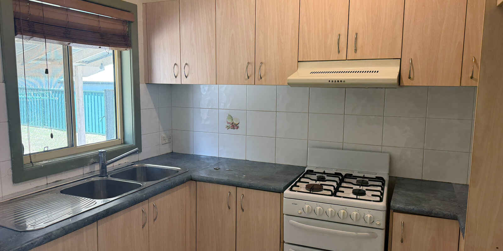 17 Mountview Avenue Doonside 17 Mountview Avenue Doonside