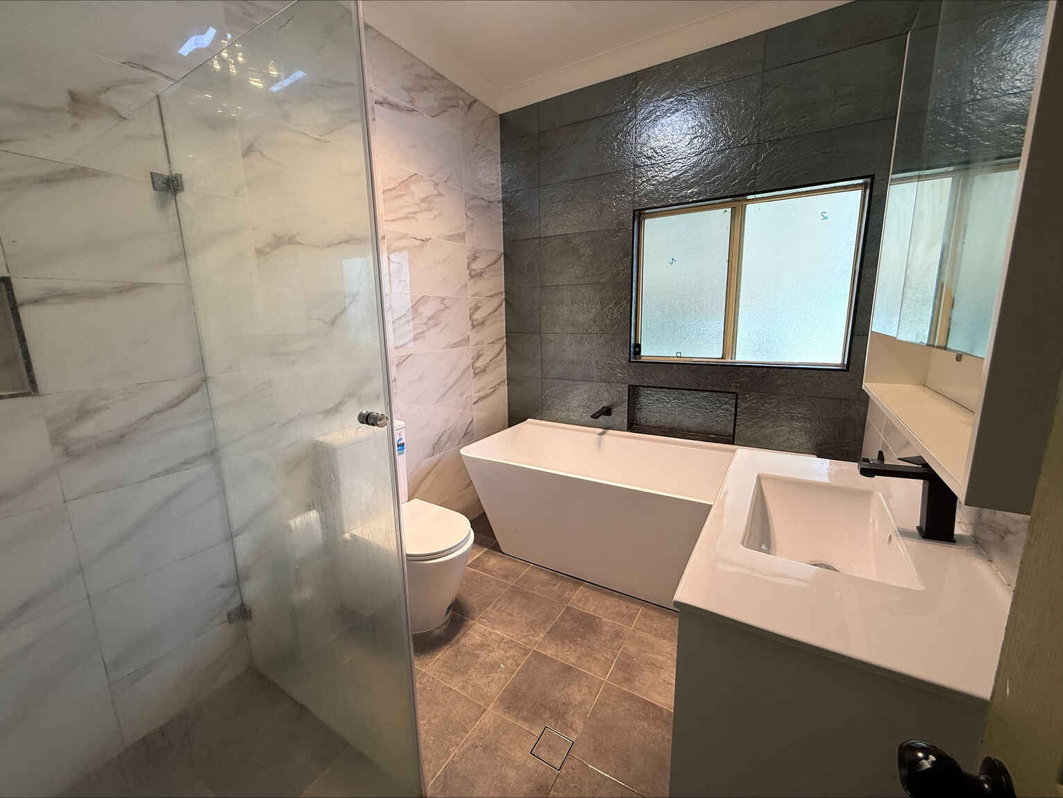 17 Mountview Avenue Doonside 17 Mountview Avenue Doonside