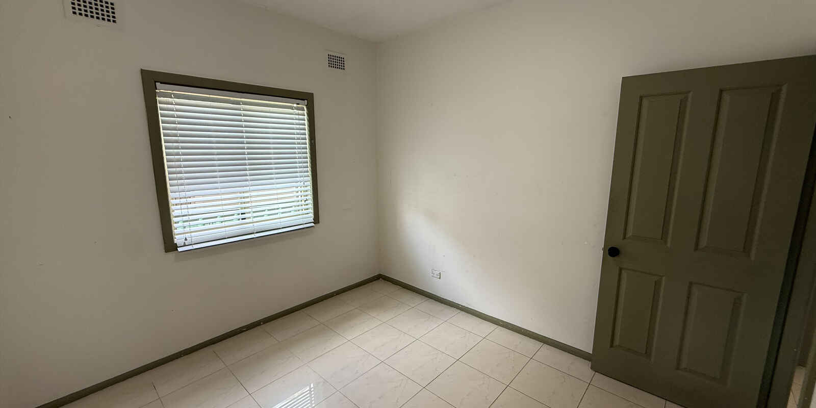 17 Mountview Avenue Doonside 17 Mountview Avenue Doonside