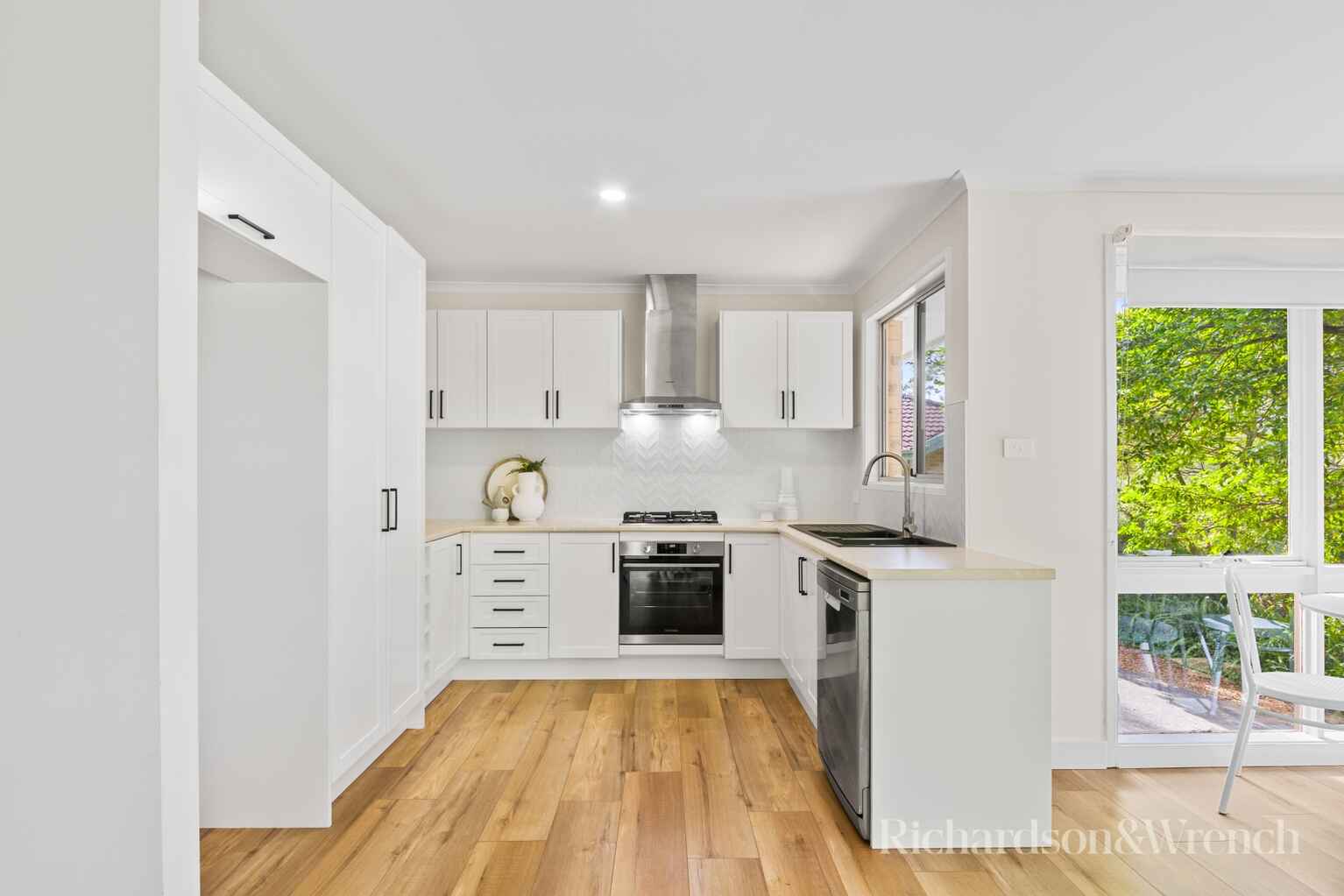 22 Warrawilla Road Wyoming 22 Warrawilla Road Wyoming