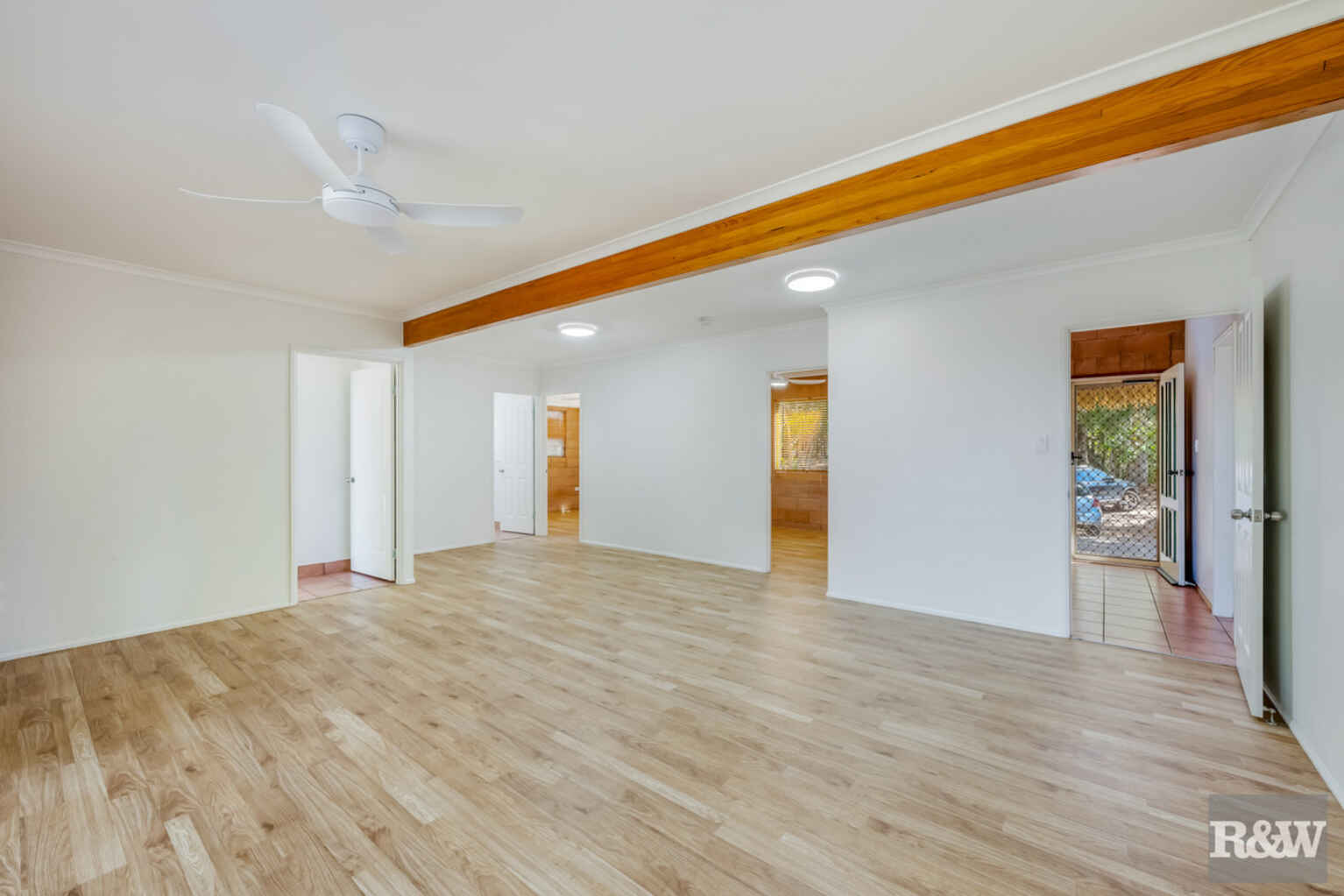 66 Sylvan Drive Moore Park Beach 66 Sylvan Drive Moore Park Beach