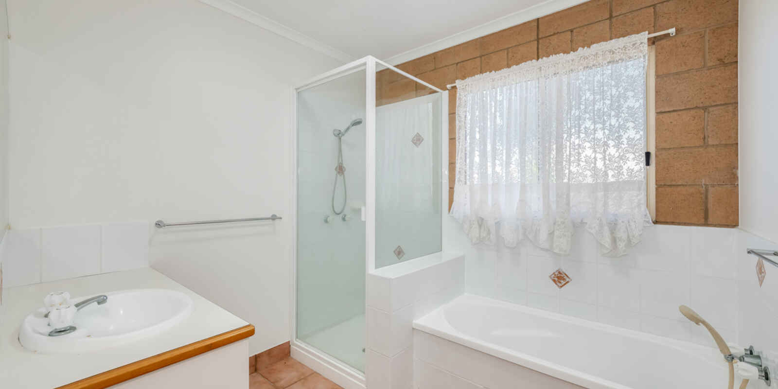 66 Sylvan Drive Moore Park Beach 66 Sylvan Drive Moore Park Beach