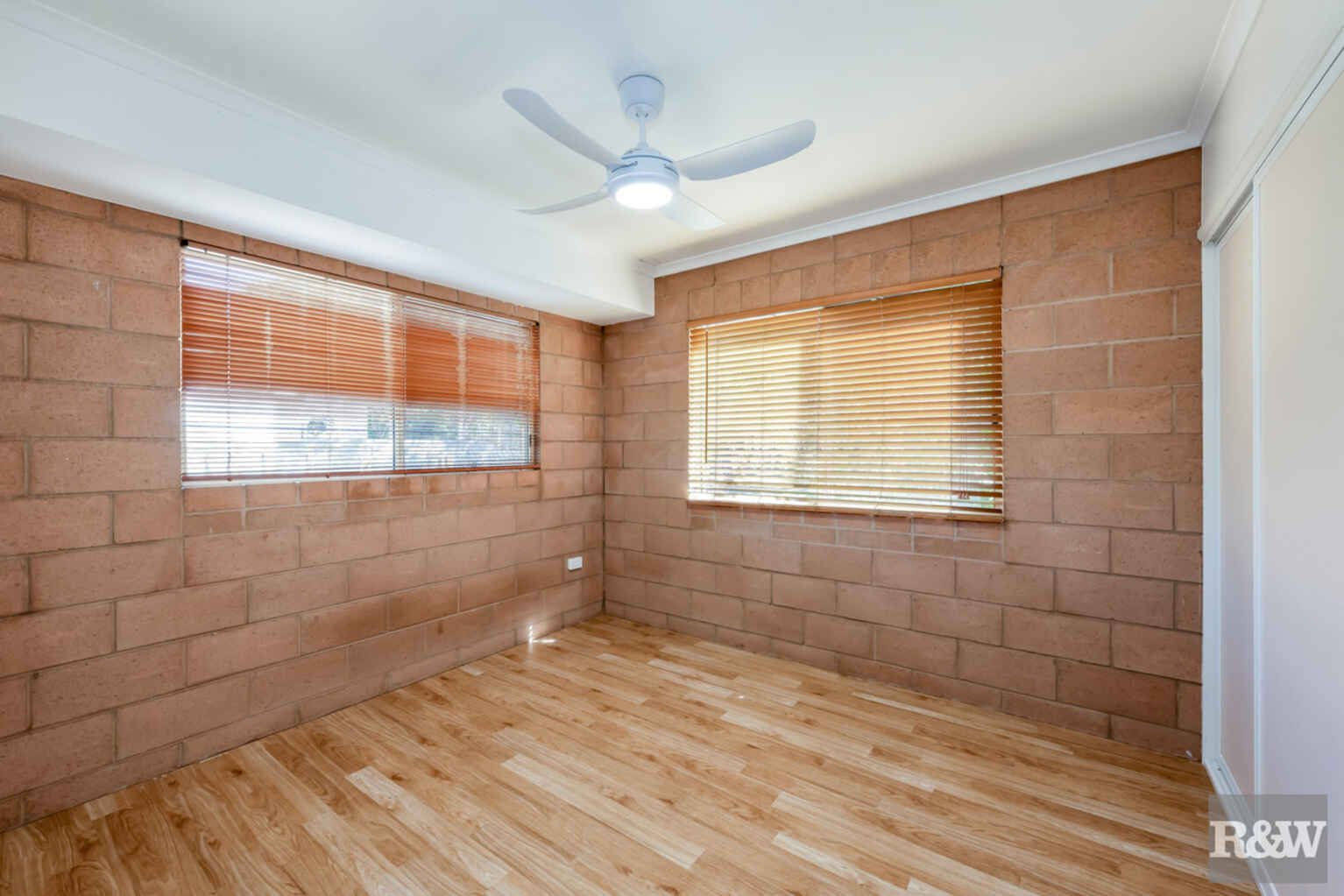 66 Sylvan Drive Moore Park Beach 66 Sylvan Drive Moore Park Beach