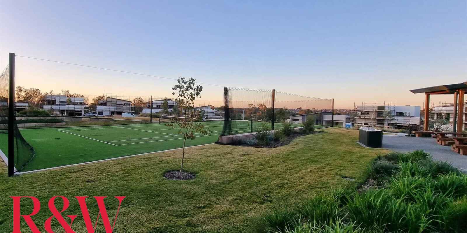 16 Mckinnon Circuit Gledswood Hills