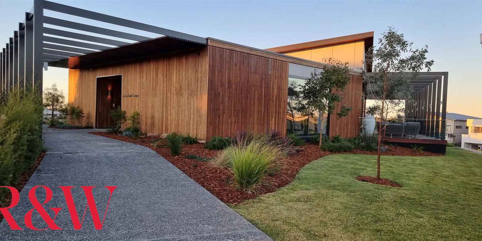 16 Mckinnon Circuit Gledswood Hills