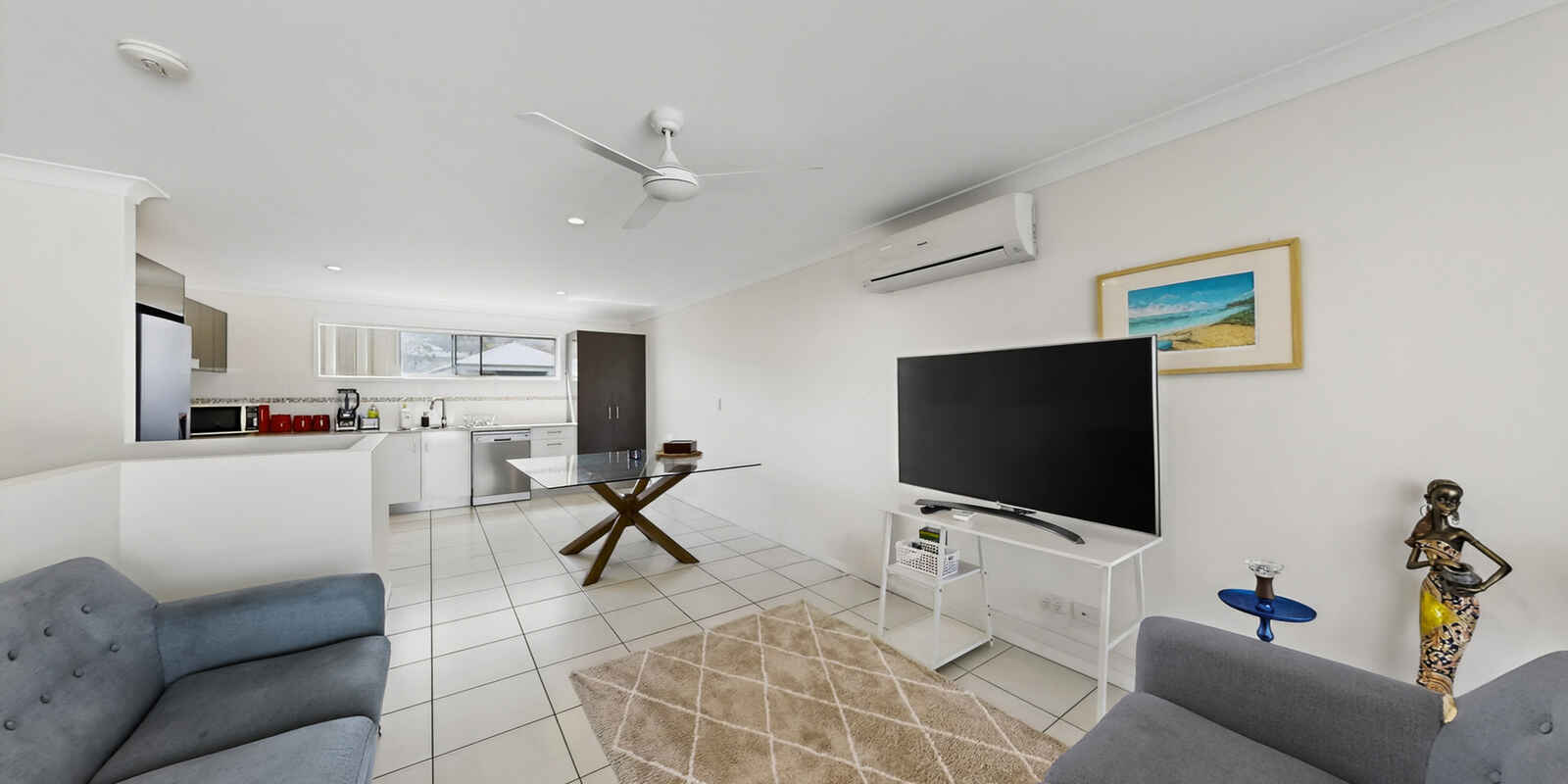 2/84 The Promenade Springfield Lakes