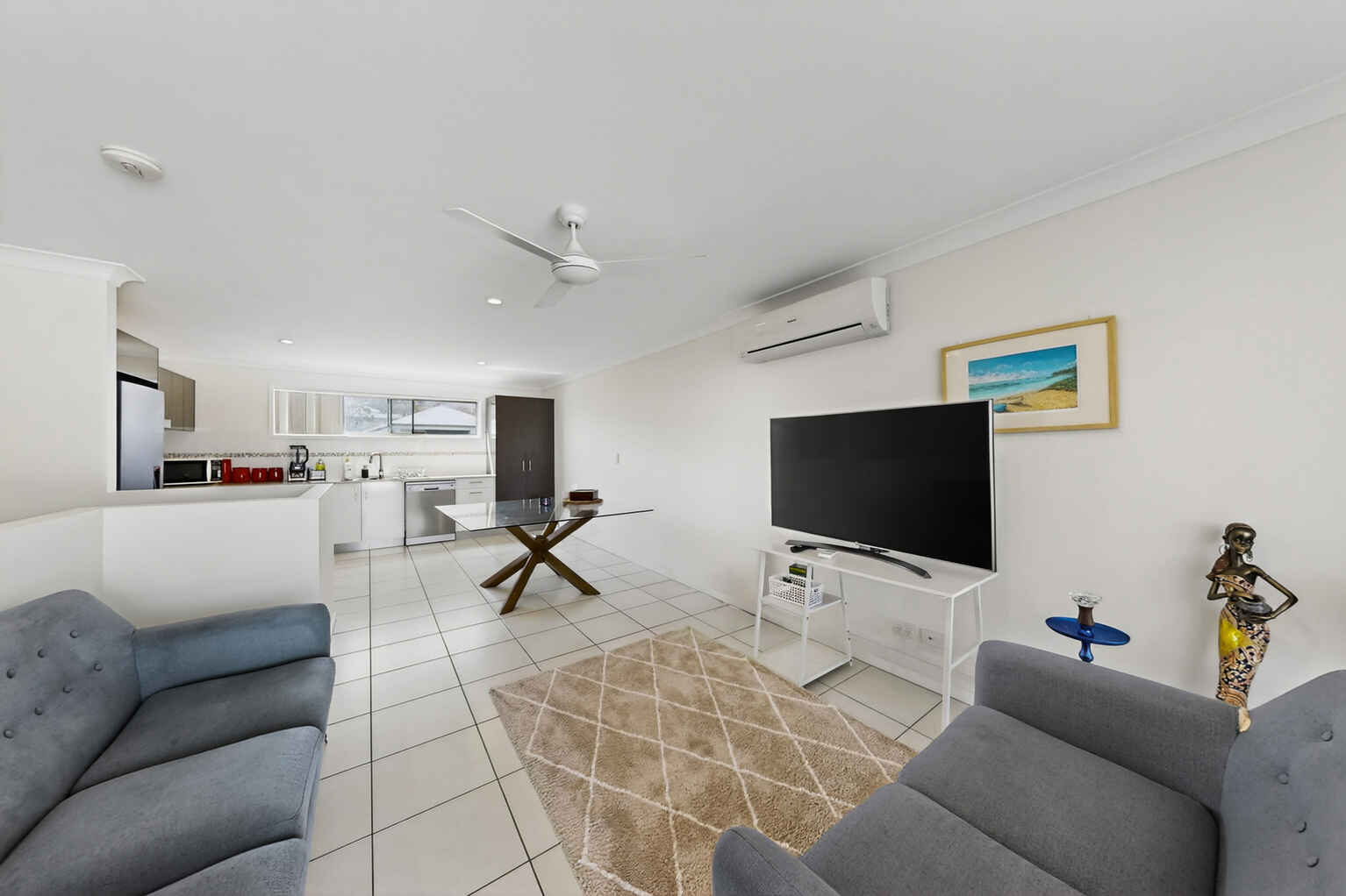 2/84 The Promenade Springfield Lakes