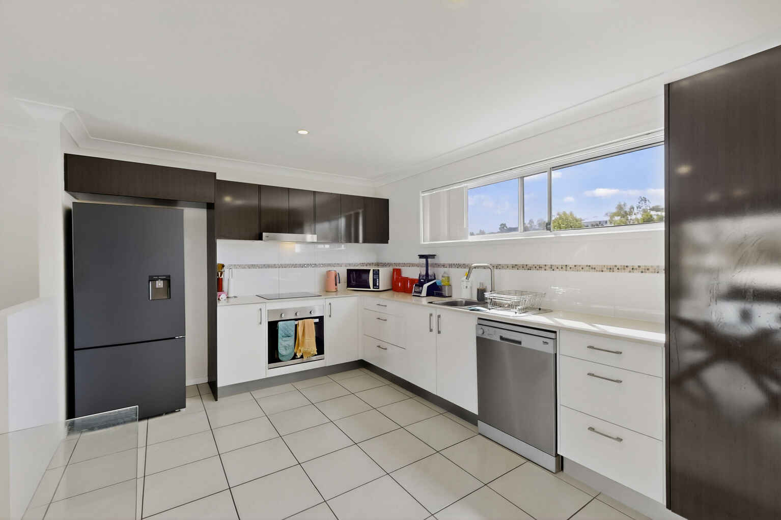 2/84 The Promenade Springfield Lakes