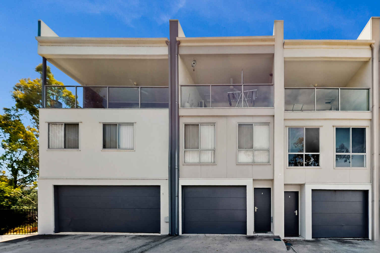 2/84 The Promenade Springfield Lakes