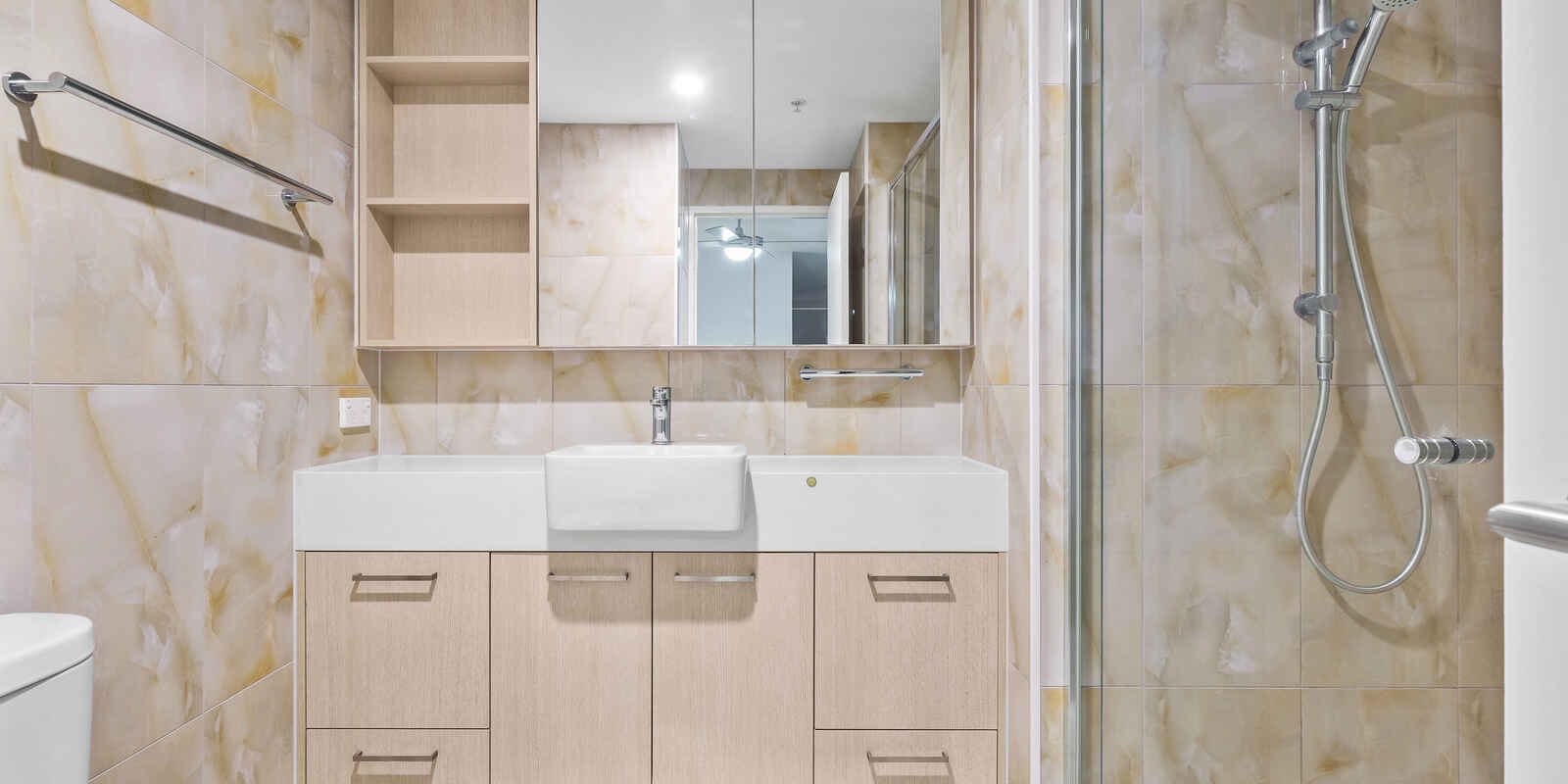 507/70 Carl Street Woolloongabba 507/70 Carl Street Woolloongabba