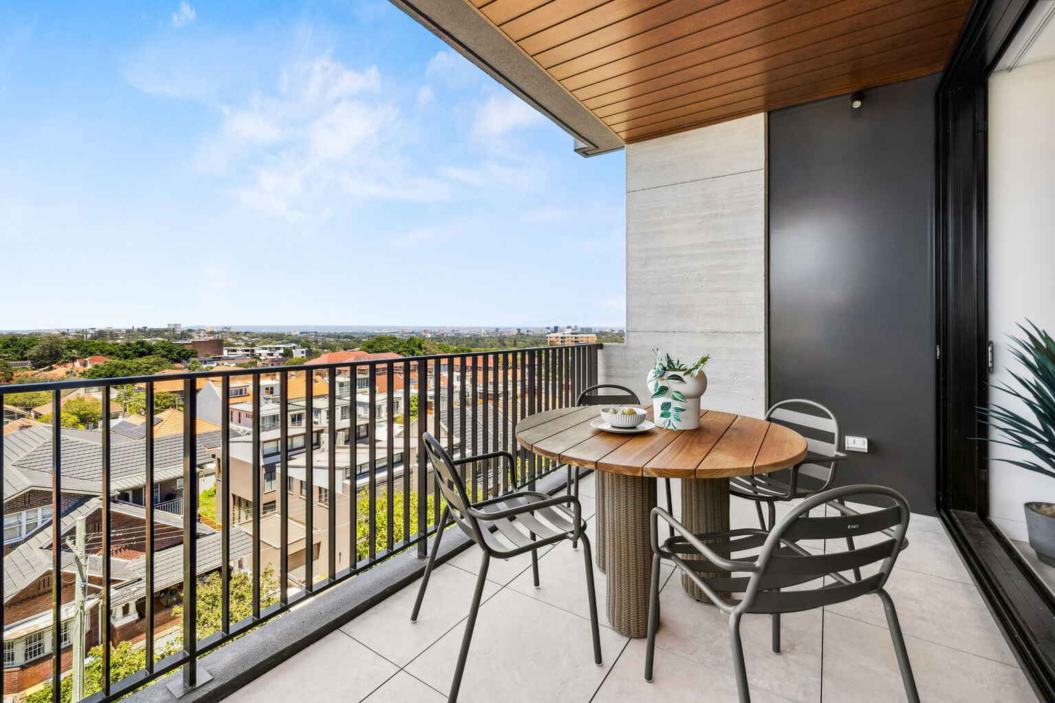 2bed/16A Llandaff Street Bondi Junction 2bed/16A Llandaff Street Bondi Junction