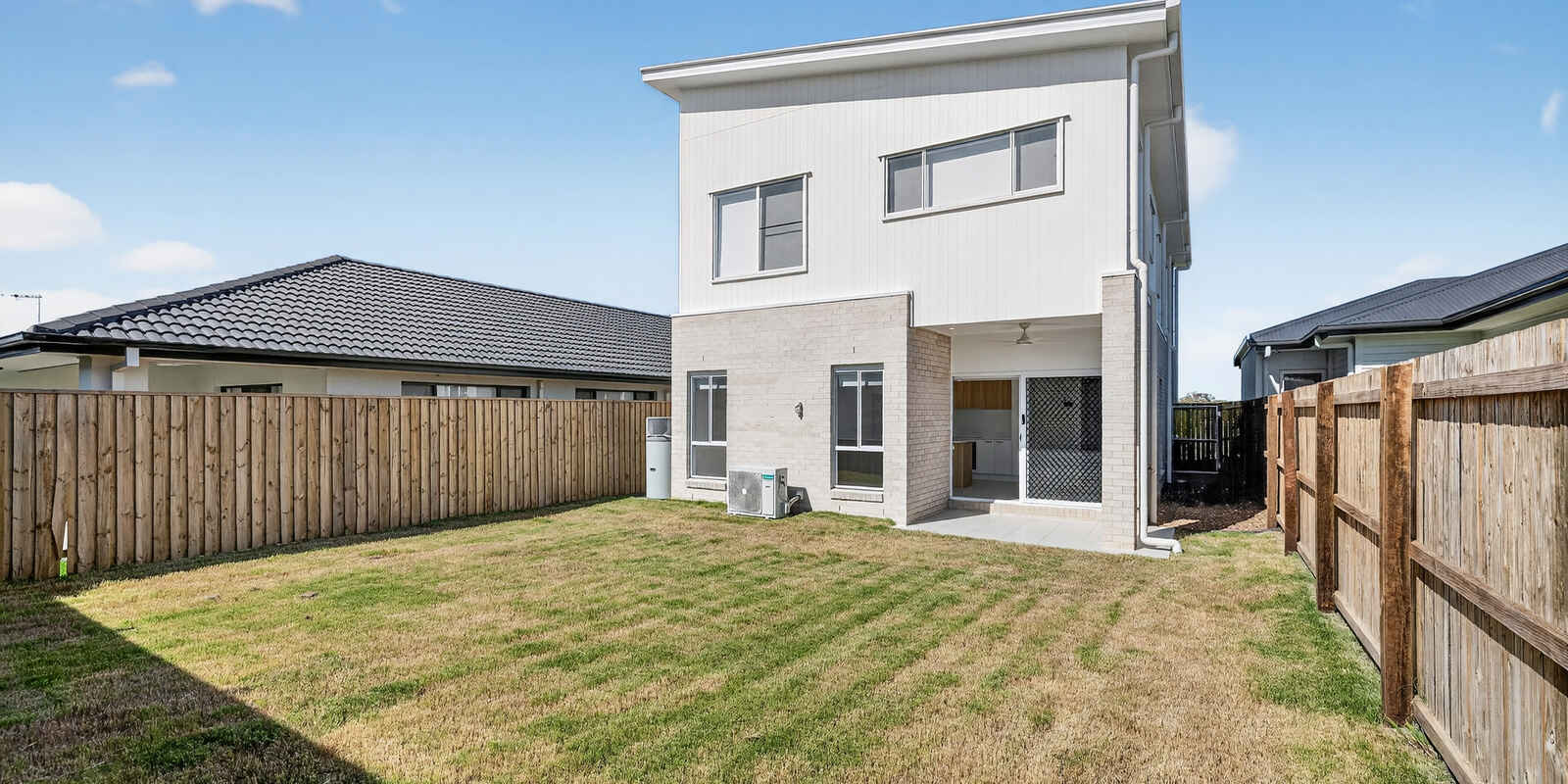 52 Tauton Way Redland Bay 52 Tauton Way Redland Bay