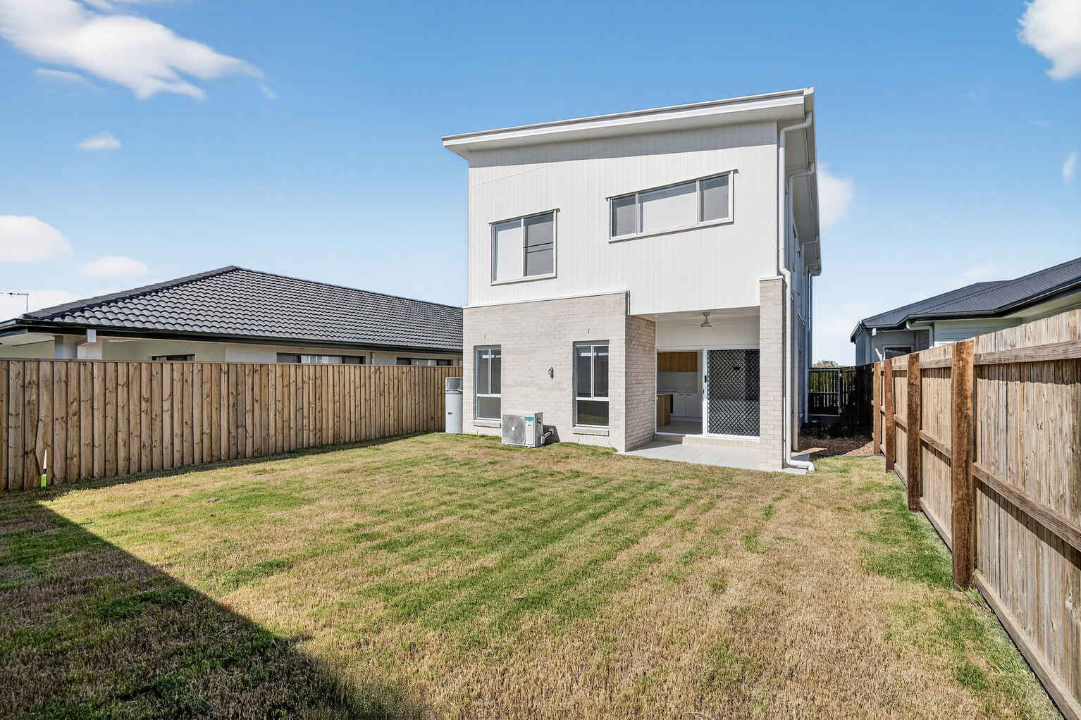52 Tauton Way Redland Bay 52 Tauton Way Redland Bay