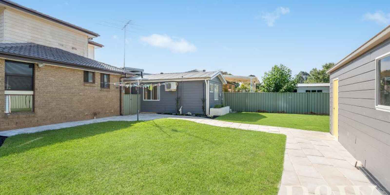 15 Daniel Parade St Clair