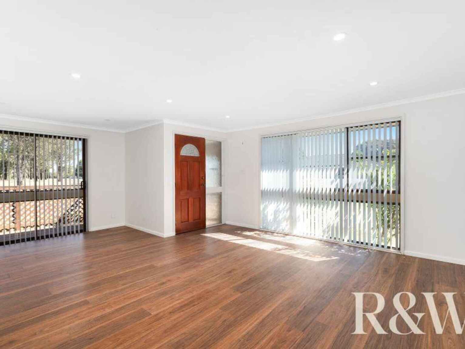 15 Daniel Parade St Clair