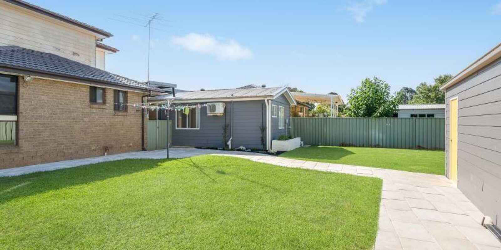 15 Daniel Parade St Clair