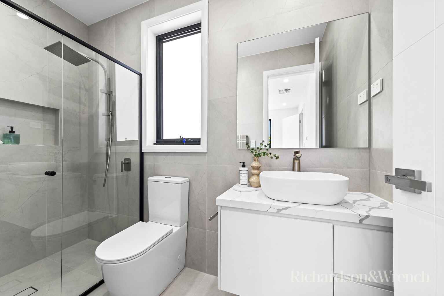 4/15 Allfield Road Woy Woy 4/15 Allfield Road Woy Woy