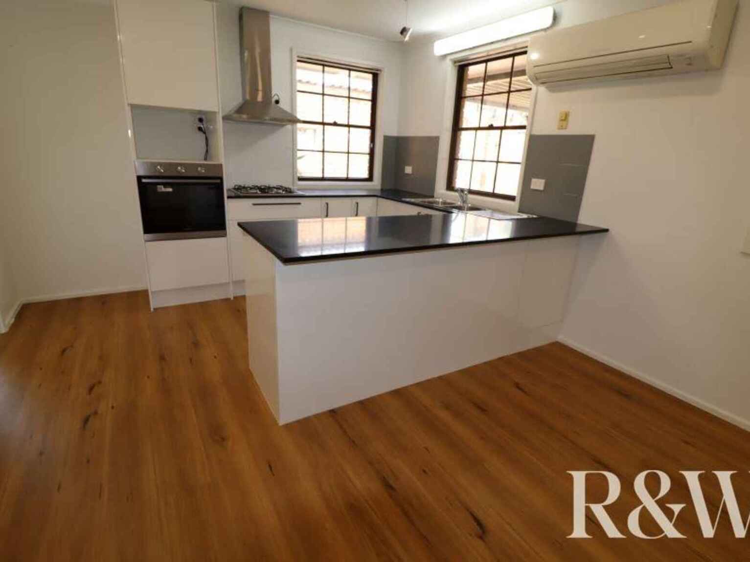 47 Garrick Road St Clair