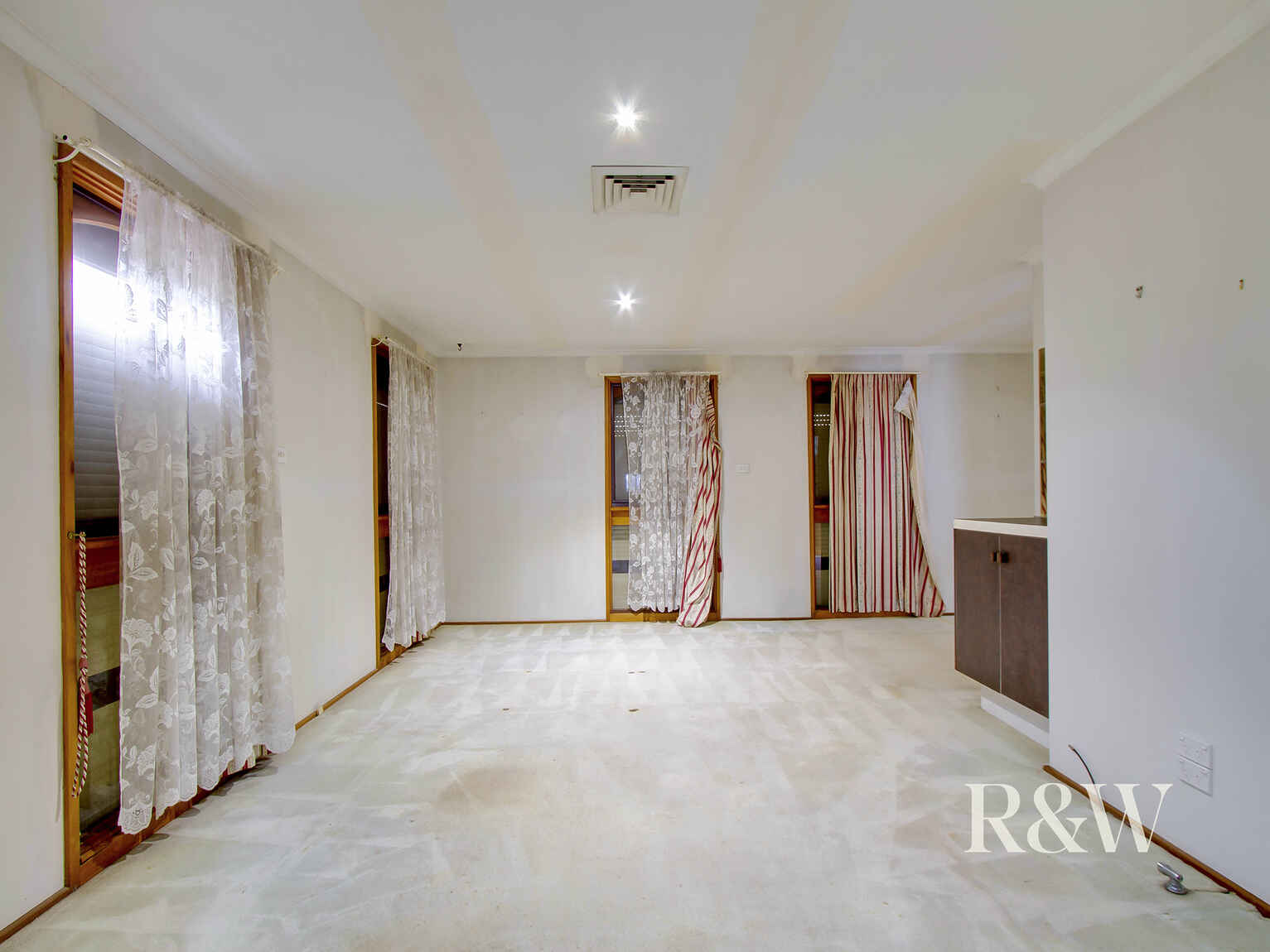 38 Garrick Road St Clair 38 Garrick Road St Clair