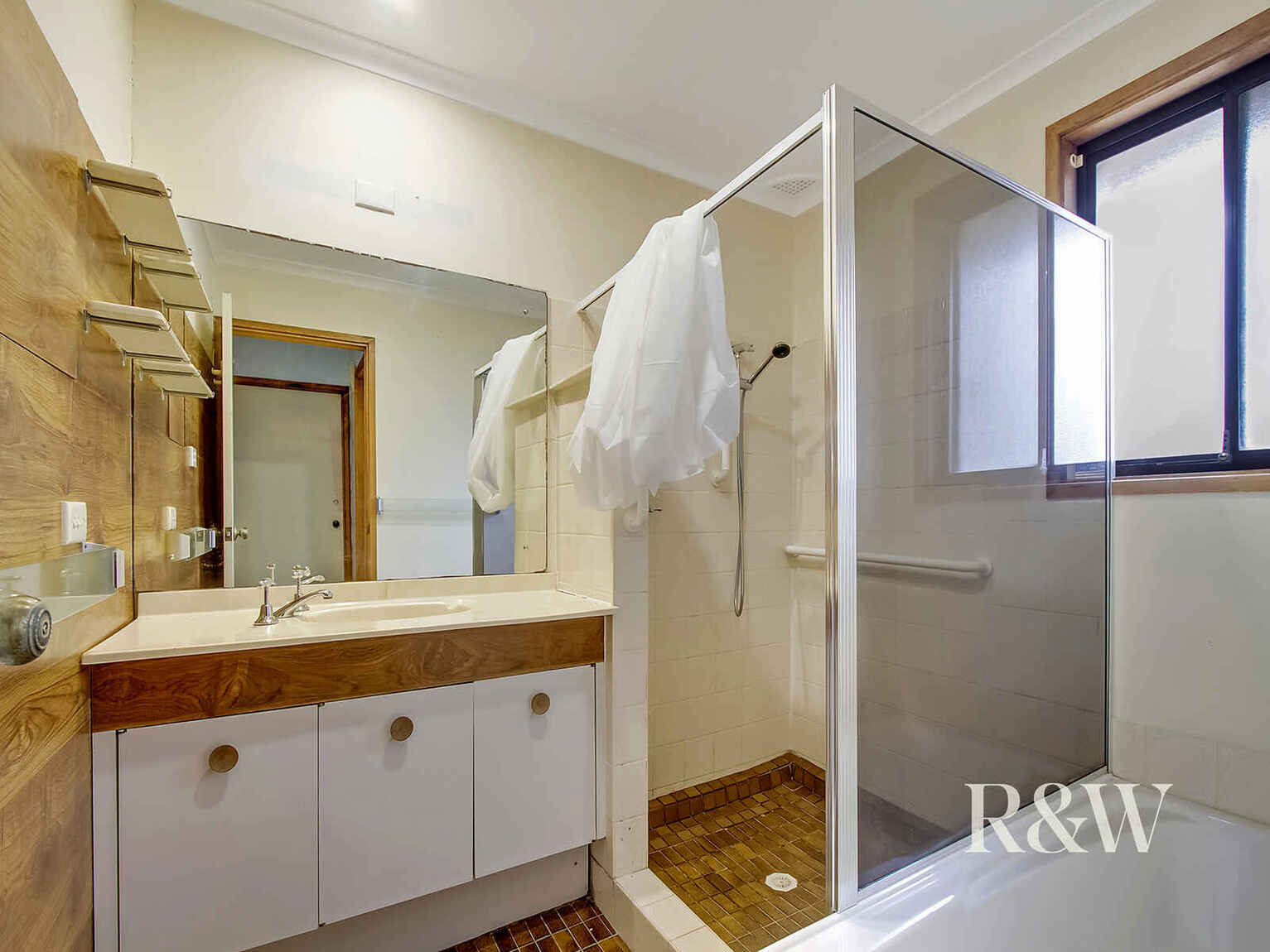 38 Garrick Road St Clair