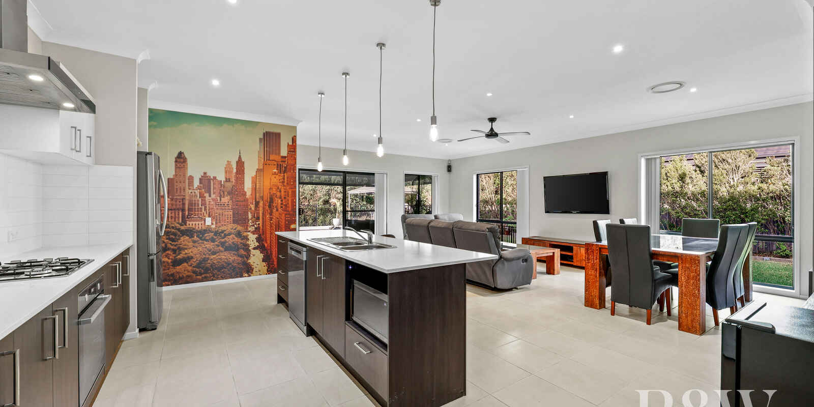 13 HORNBY STREET Wilton