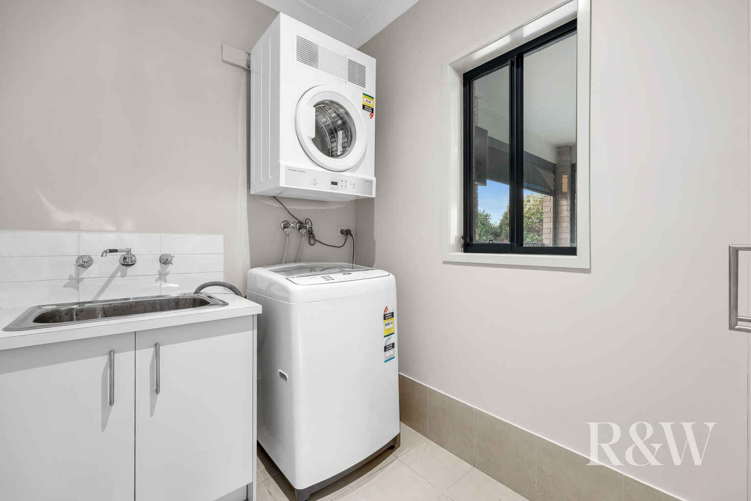 13 HORNBY STREET Wilton