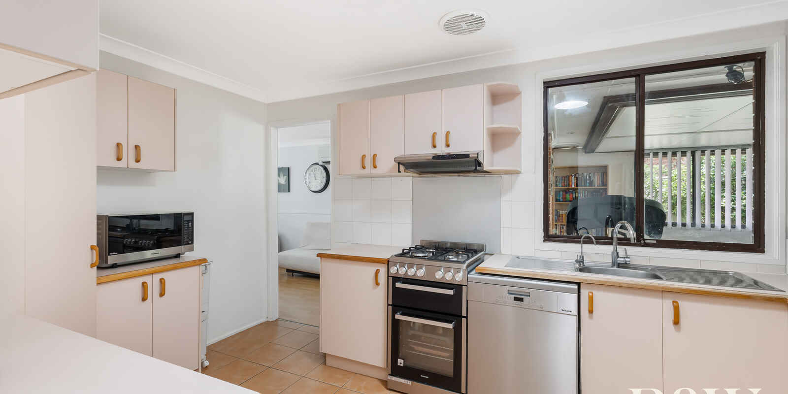 3 Salford Street St Clair