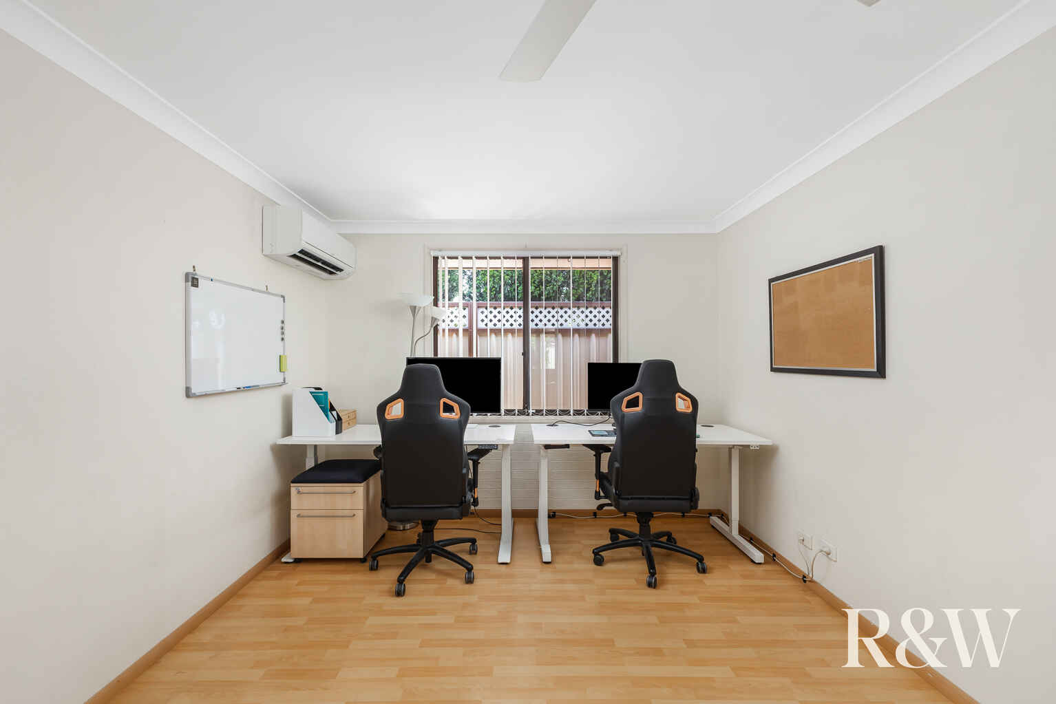 3 Salford Street St Clair