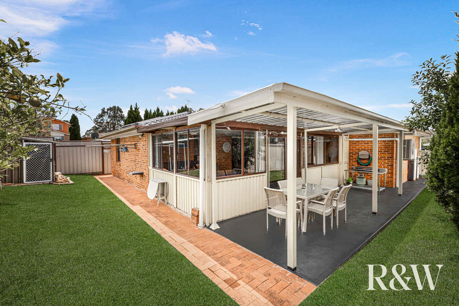 3 Salford Street St Clair