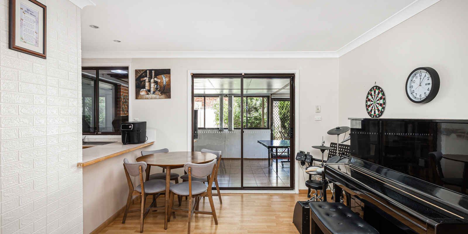 3 Salford Street St Clair