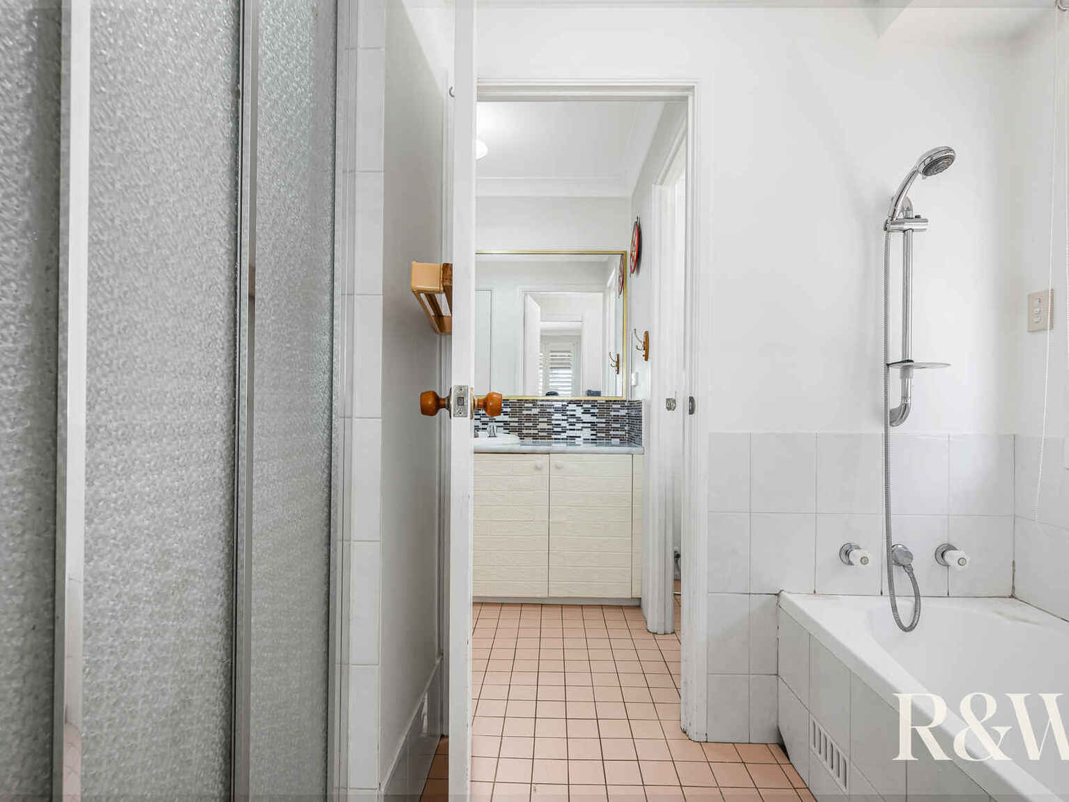 3 Salford Street St Clair