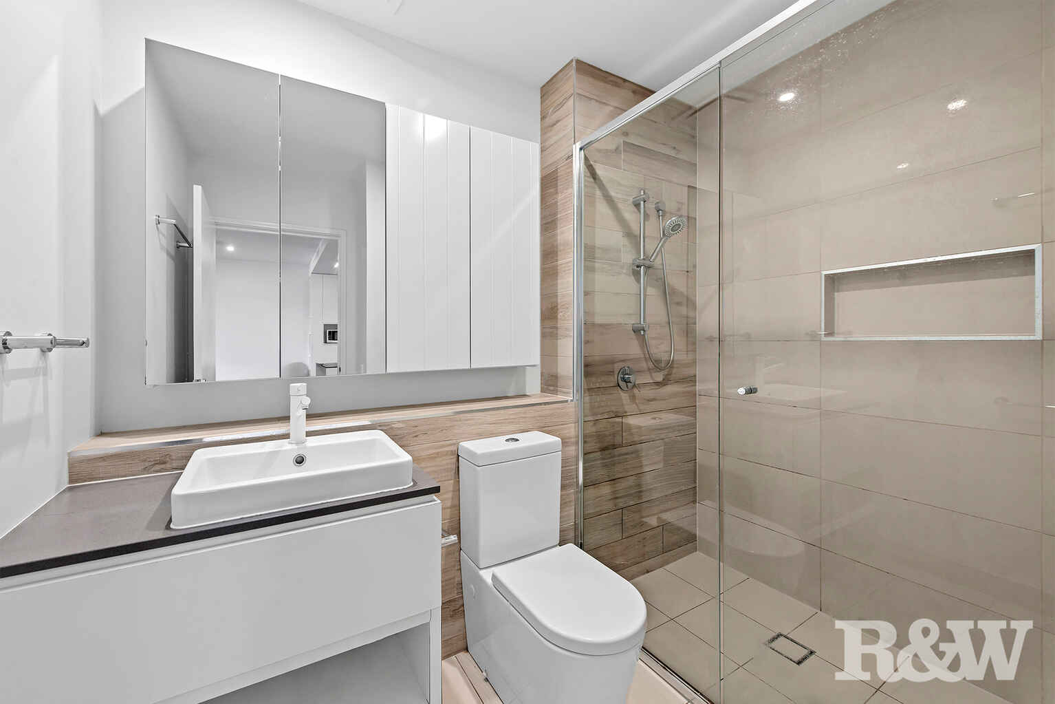 502/18 Hubert Street Woolloongabba 502/18 Hubert Street Woolloongabba