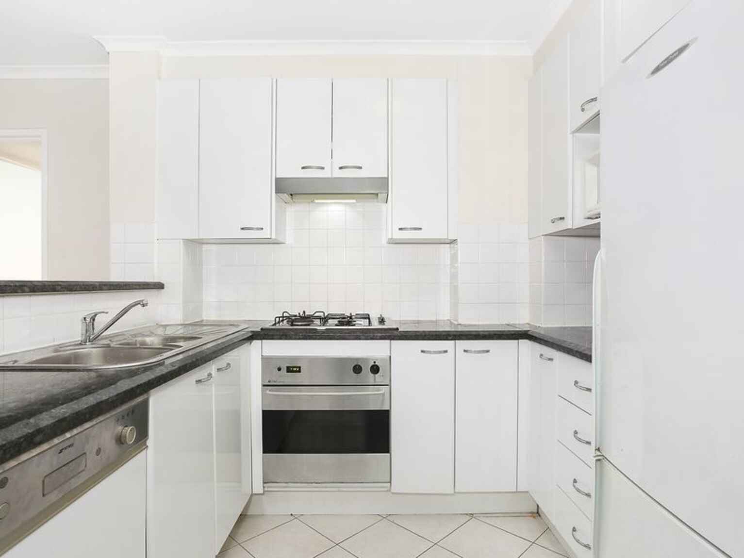 602/83-93 Dalmeny Avenue Rosebery