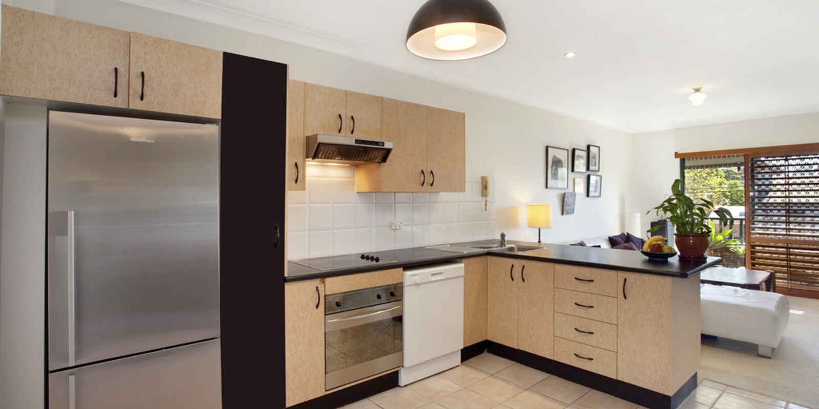 4/64 Wellington Street Waterloo