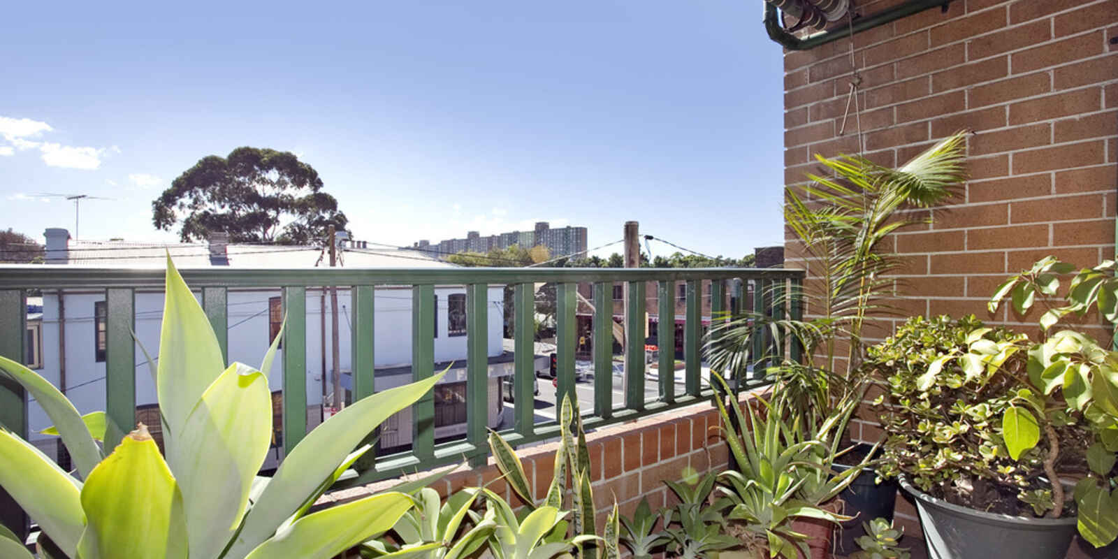 4/64 Wellington Street Waterloo