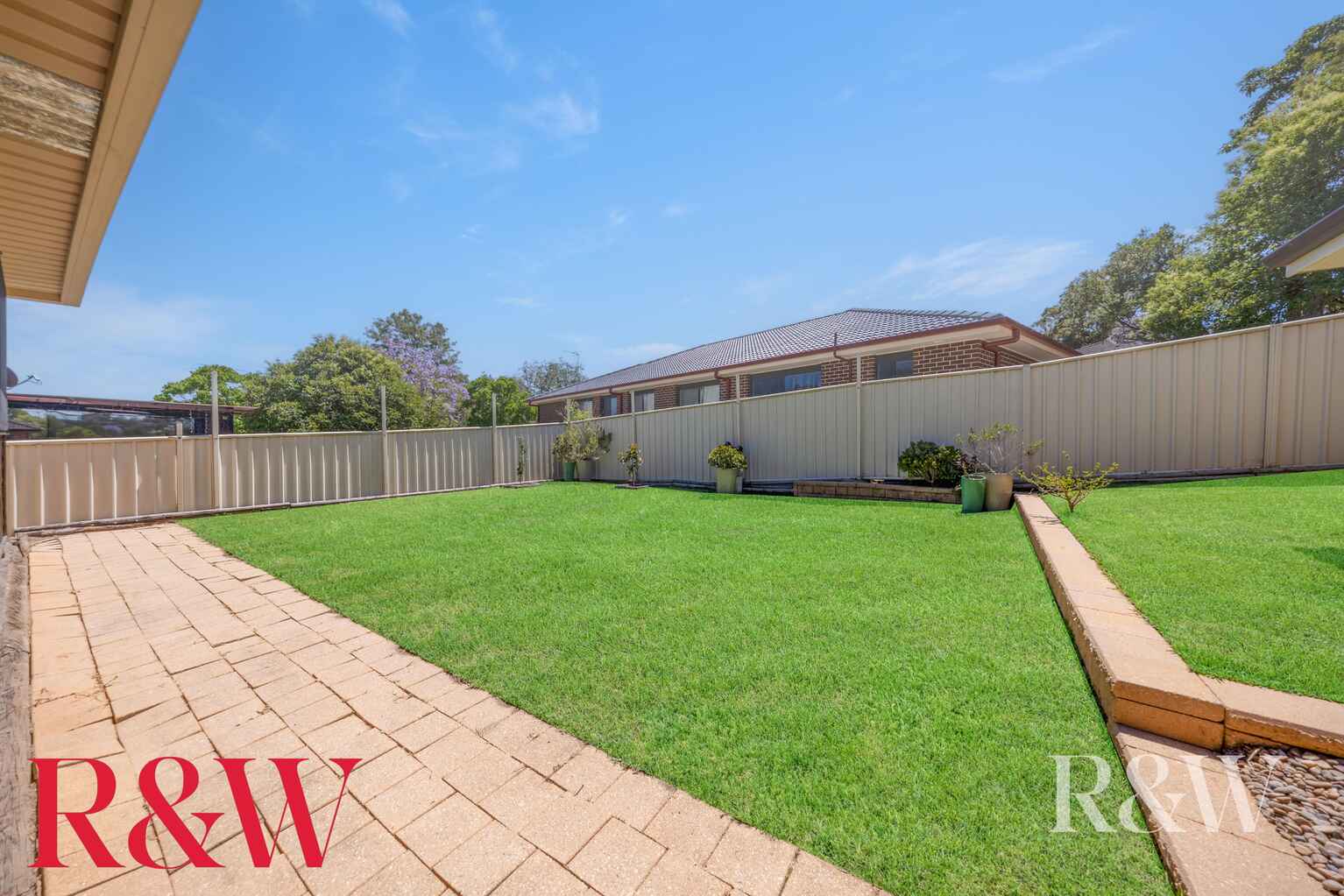 10 Dickens Road Ambarvale 10 Dickens Road Ambarvale