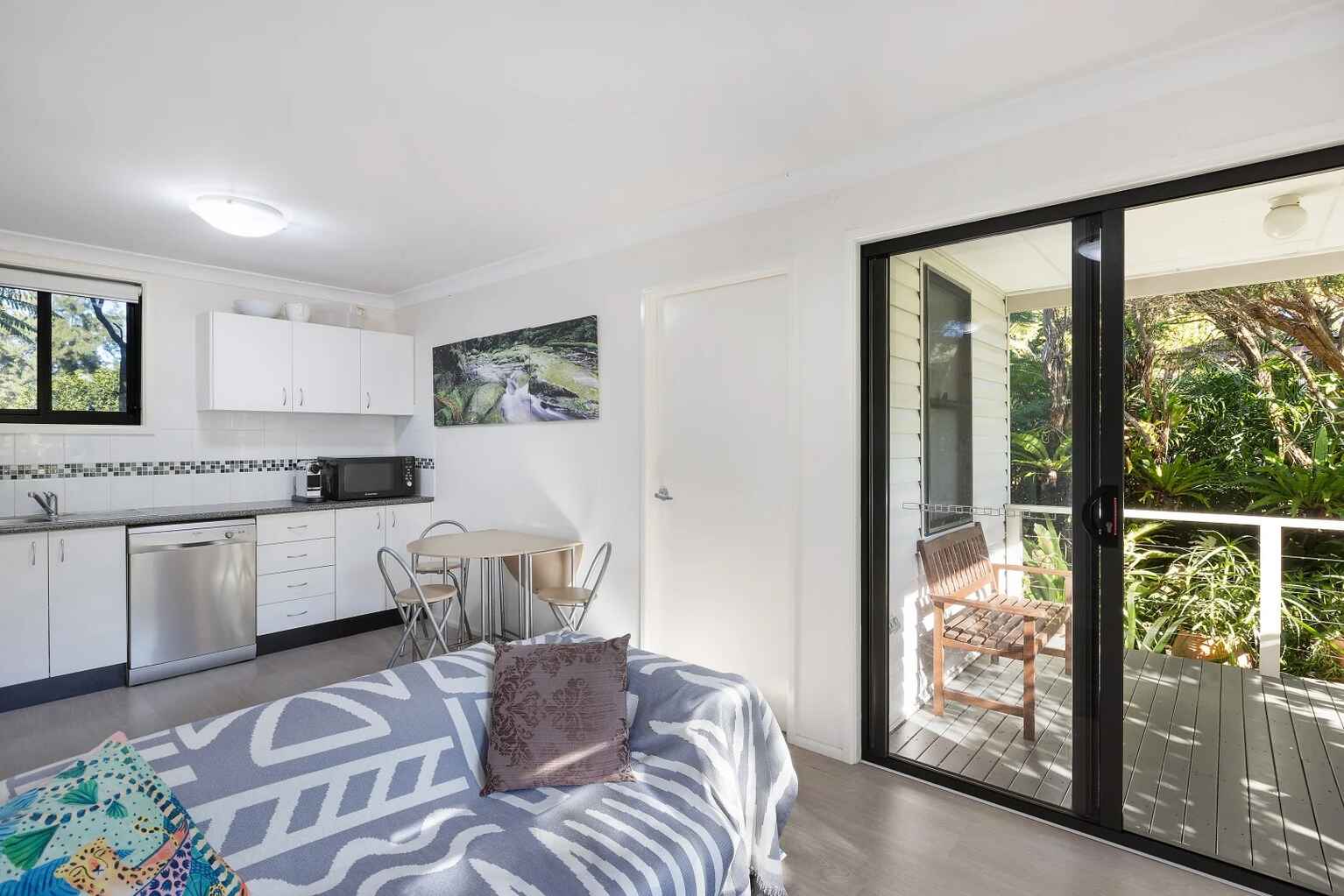 2 Merrenburn Avenue Naremburn